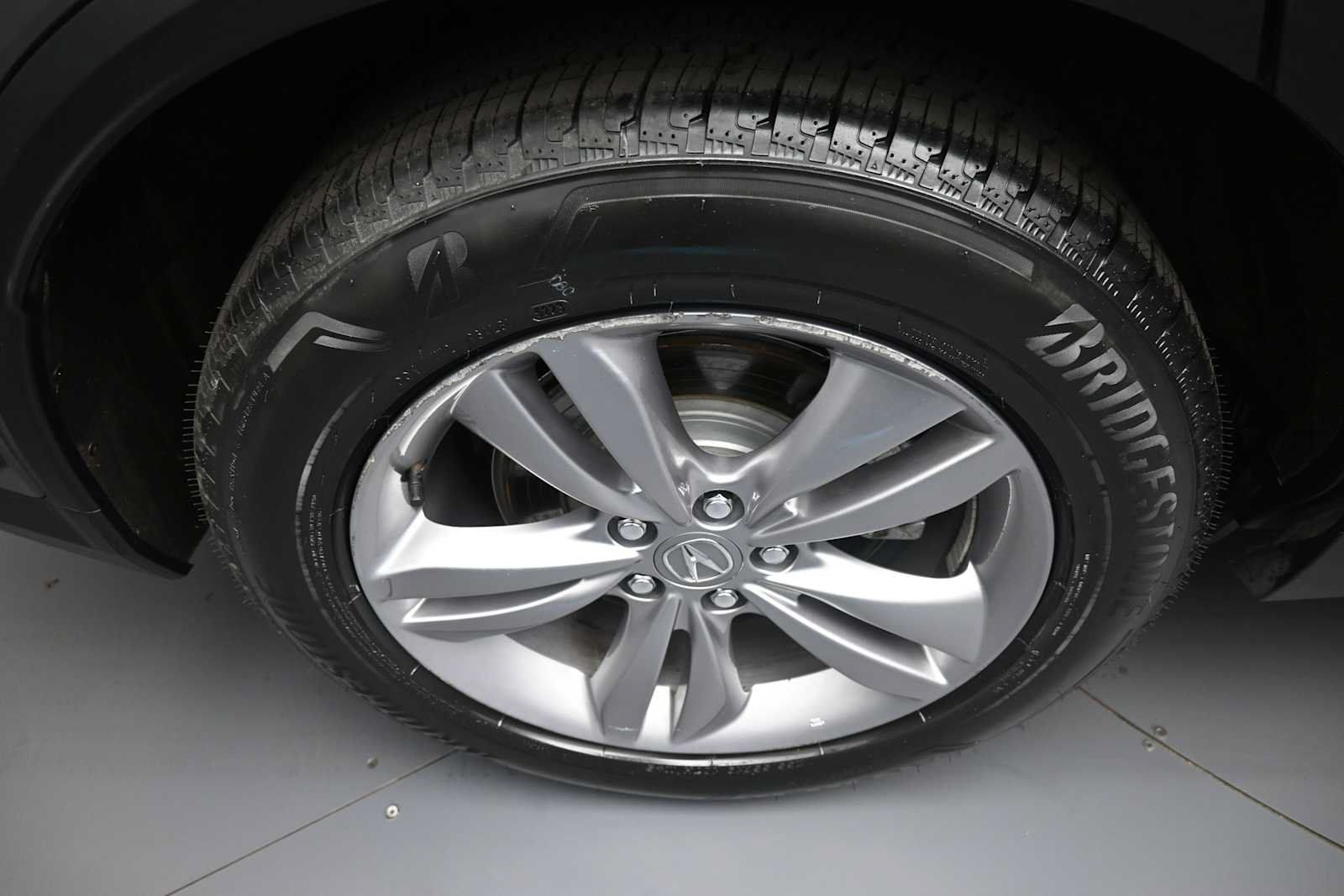 Used 2024 Acura MDX SH-AWD image 12