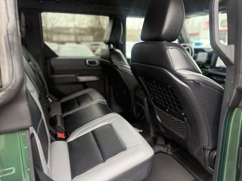 Used 2022 Ford Bronco Black Diamond image 19