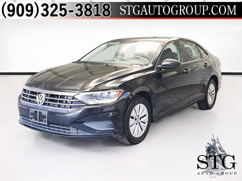 Used 2019 Volkswagen Jetta S image 1