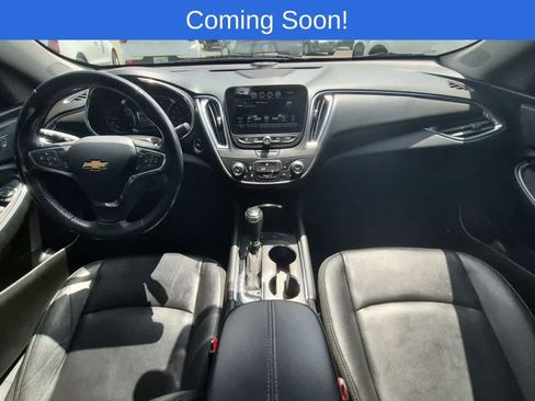 Used 2018 Chevrolet Malibu LT w/ Leather Package FWD image 15