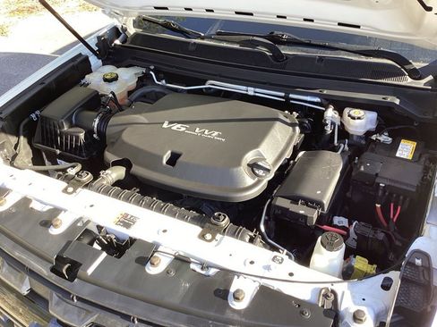 Used 2022 Chevrolet Colorado W/T w/ WT Convenience Package image 17