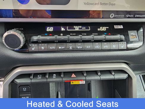 Used 2024 Toyota Sequoia Limited image 19