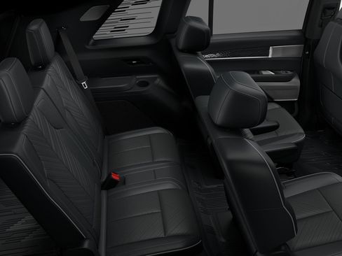 New 2026 Cadillac Vistiq Platinum image 21