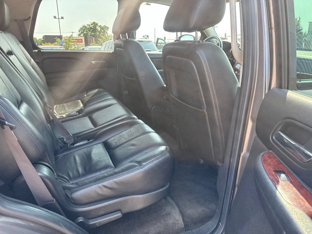 Used 2011 Chevrolet Tahoe LT AWD/4WD image 35