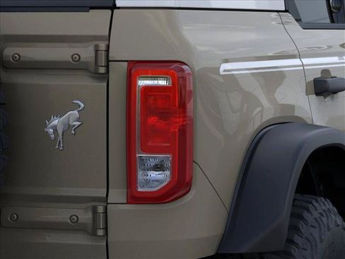 New 2026 Ford Bronco Heritage Edition AWD/4WD image 23