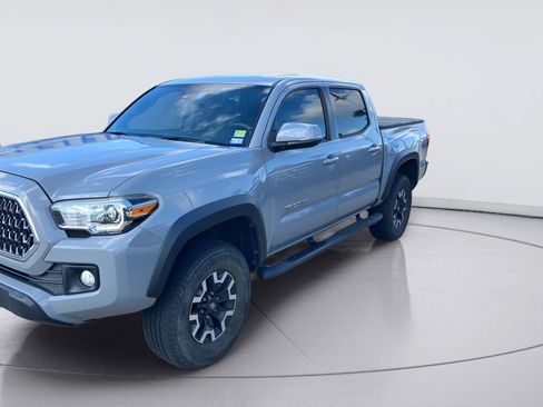 Used 2019 Toyota Tacoma TRD Off-Road AWD/4WD image 1