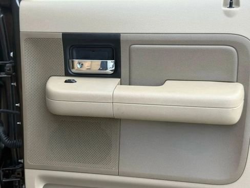 Used 2007 Ford F150 XLT image 41