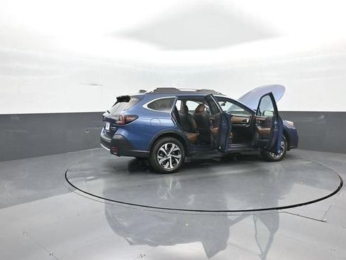 Used 2022 Subaru Outback Touring XT AWD/4WD image 42