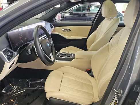 Used 2023 BMW 330e xDrive w/ Driving Assistance Package AWD/4WD image 5