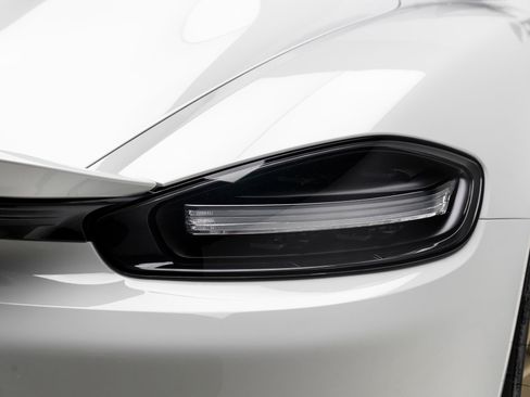 Used 2020 Porsche 718 Boxster Spyder RWD image 64