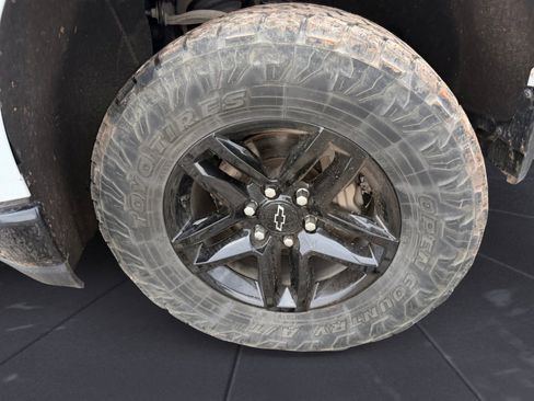Used 2021 Chevrolet Silverado 1500 LT Trail Boss w/ Convenience Package II AWD/4WD image 14