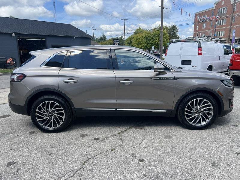 Used 2020 Lincoln Nautilus Reserve AWD/4WD image 6