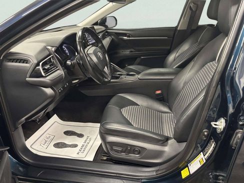 Used 2021 Toyota Camry SE FWD image 14