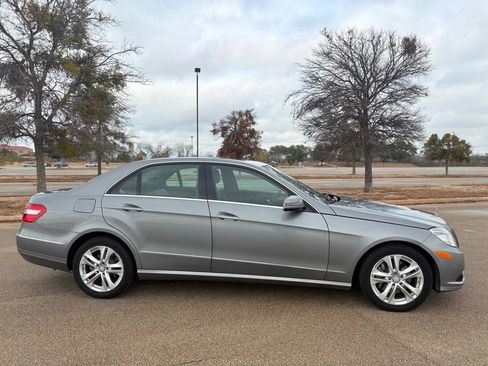 Used 2011 Mercedes-Benz E 350 Sedan image 58
