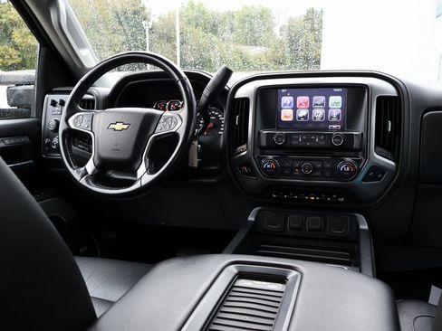Used 2016 Chevrolet Silverado 3500 LTZ image 27