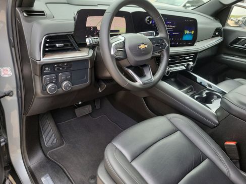 Certified 2025 Chevrolet Tahoe LT image 10