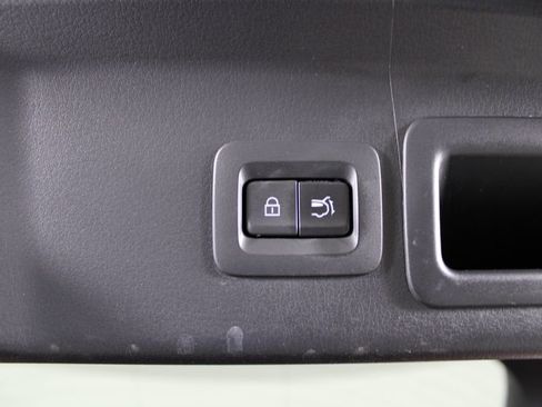 Used 2022 MAZDA CX-30 AWD 2.5 S w/ Premium Package image 17