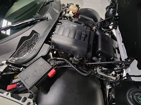 Used 2007 Pontiac Solstice Convertible w/ Premium Package image 5