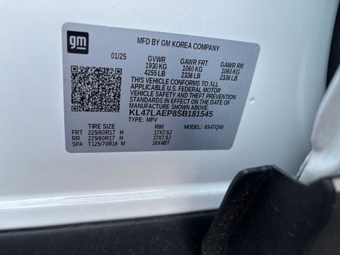 Used 2025 Buick Envista Preferred image 22