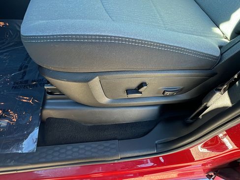 Used 2024 RAM 2500 Big Horn w/ Bed Utility Group image 17