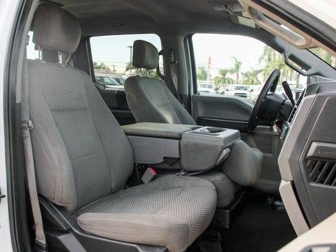 Used 2019 Ford F550 4x4 Crew Cab Super Duty image 35