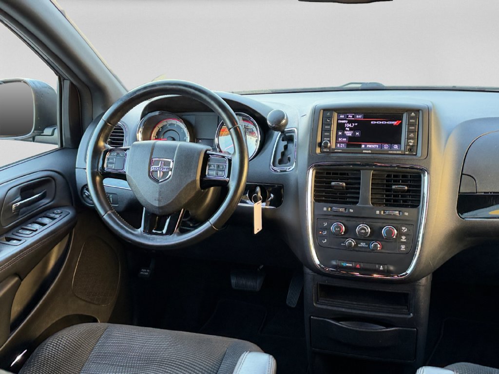 Certified 2020 Dodge Grand Caravan SE FWD image 15
