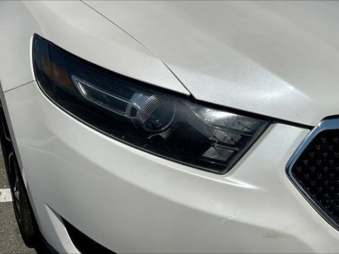 Used 2016 Ford Taurus SHO w/ Equipment Group 401A AWD/4WD image 31