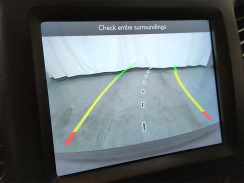 Certified 2019 Jeep Cherokee Trailhawk w/ Cold Weather Group image 30