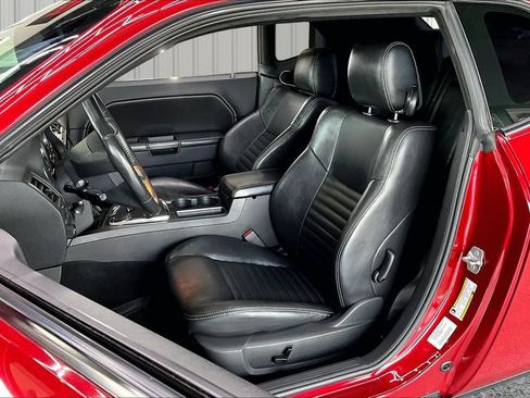 Used 2009 Dodge Challenger R/T RWD image 18