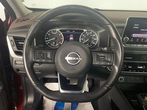 Used 2023 Nissan Rogue SV w/ SV Premium B Package FWD image 21
