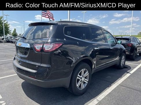 Used 2017 Chevrolet Traverse LT FWD image 8