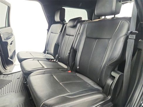 Used 2018 Ford Expedition XLT w/ Equipment Group 201A image 32