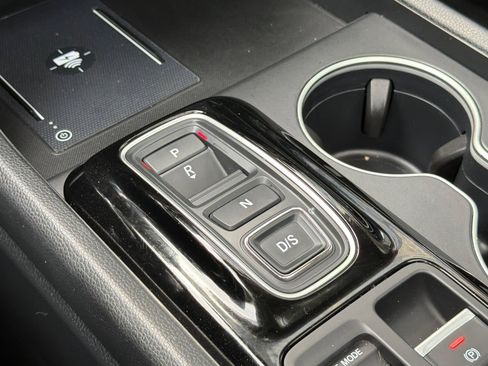 Used 2025 Honda Pilot Touring image 28