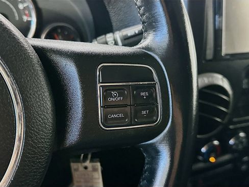 Used 2017 Jeep Wrangler Unlimited Sport AWD/4WD image 23