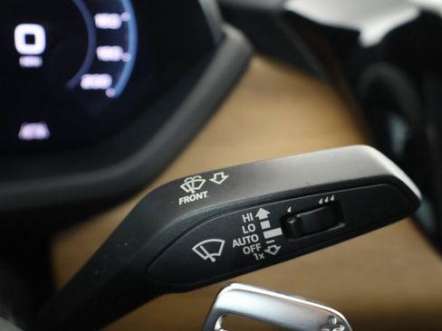 Used 2023 Audi e-tron GT Premium Plus image 40