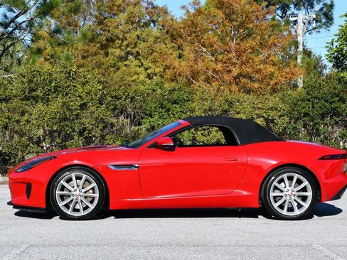 Used 2019 Jaguar F-TYPE Convertible image 31