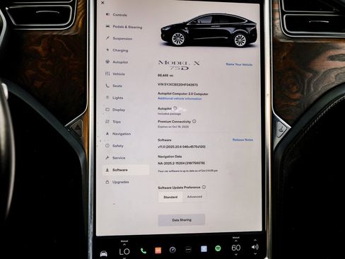 Used 2017 Tesla Model X 75D image 28