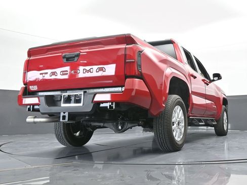 Used 2025 Toyota Tacoma SR5 image 62