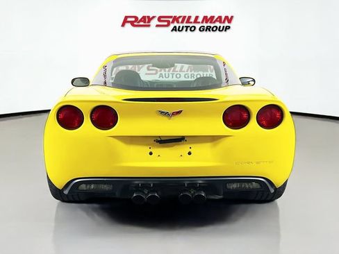 Used 2007 Chevrolet Corvette Coupe w/ Preferred Equipment Group RWD image 6