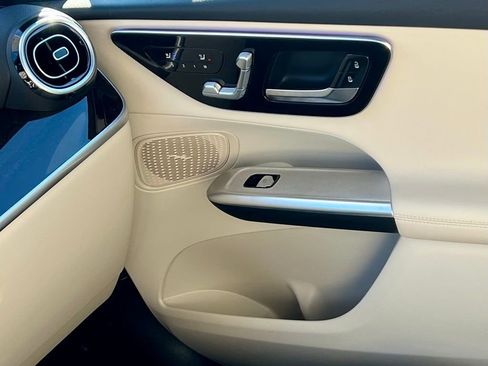 Certified 2026 Mercedes-Benz GLC 300 4MATIC image 32