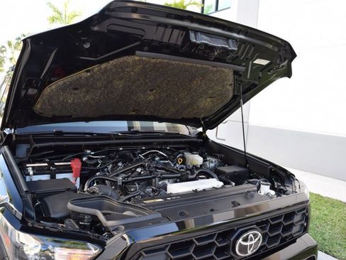 Used 2025 Toyota 4Runner TRD Sport Premium AWD/4WD image 91