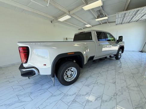 New 2026 GMC Sierra 3500 SLE w/ SLE Value Package AWD/4WD image 8