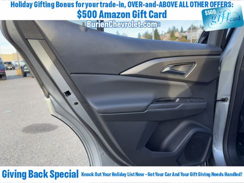 New 2026 Chevrolet Equinox EV LT image 27