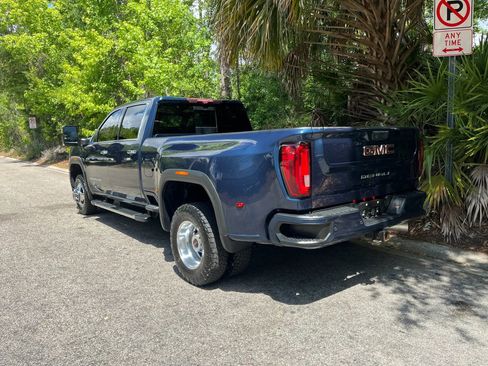 Used 2023 GMC Sierra 3500 Denali w/ Denali Ultimate Package AWD/4WD image 9