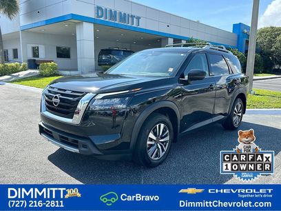 Used 2025 Nissan Pathfinder SL