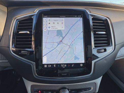 Certified 2024 Volvo XC90 B6 Ultimate w/ Protection Package Premier image 20