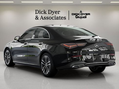 Used 2025 Mercedes-Benz CLA 250 image 19