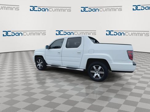 Used 2014 Honda Ridgeline SE image 6