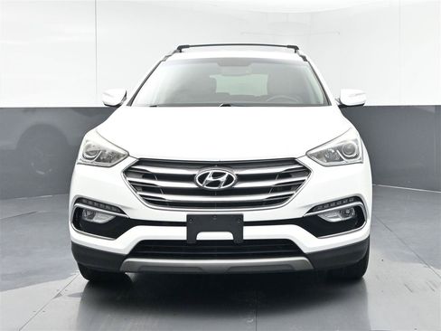 Used 2018 Hyundai Santa Fe Sport AWD/4WD image 2