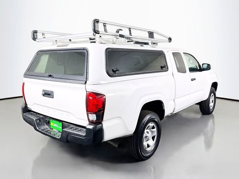 Used 2020 Toyota Tacoma SR image 10